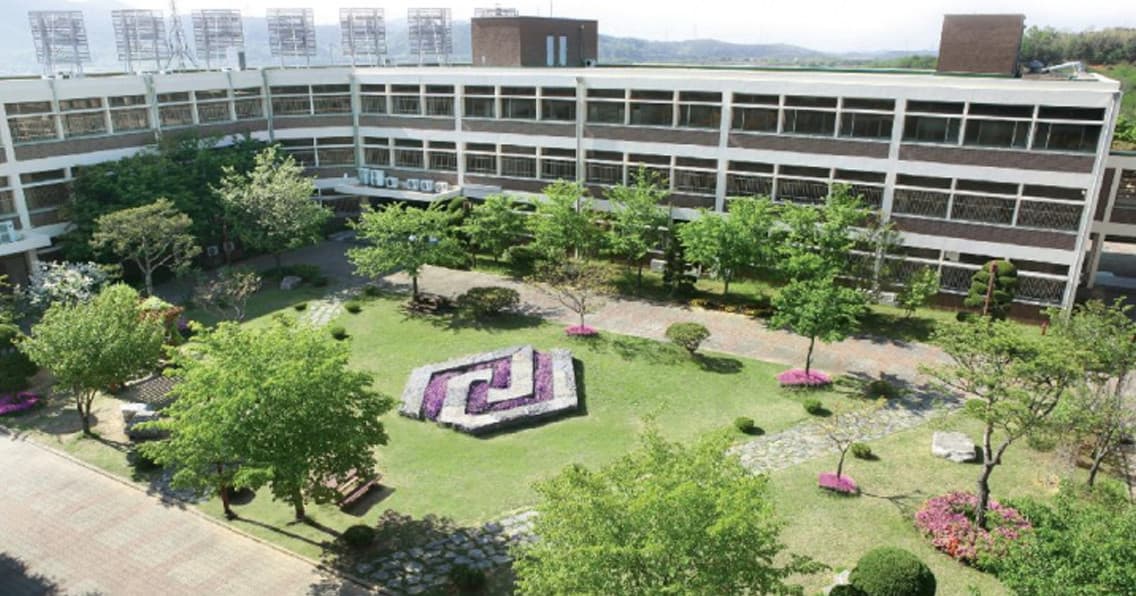 Ajou Motor College